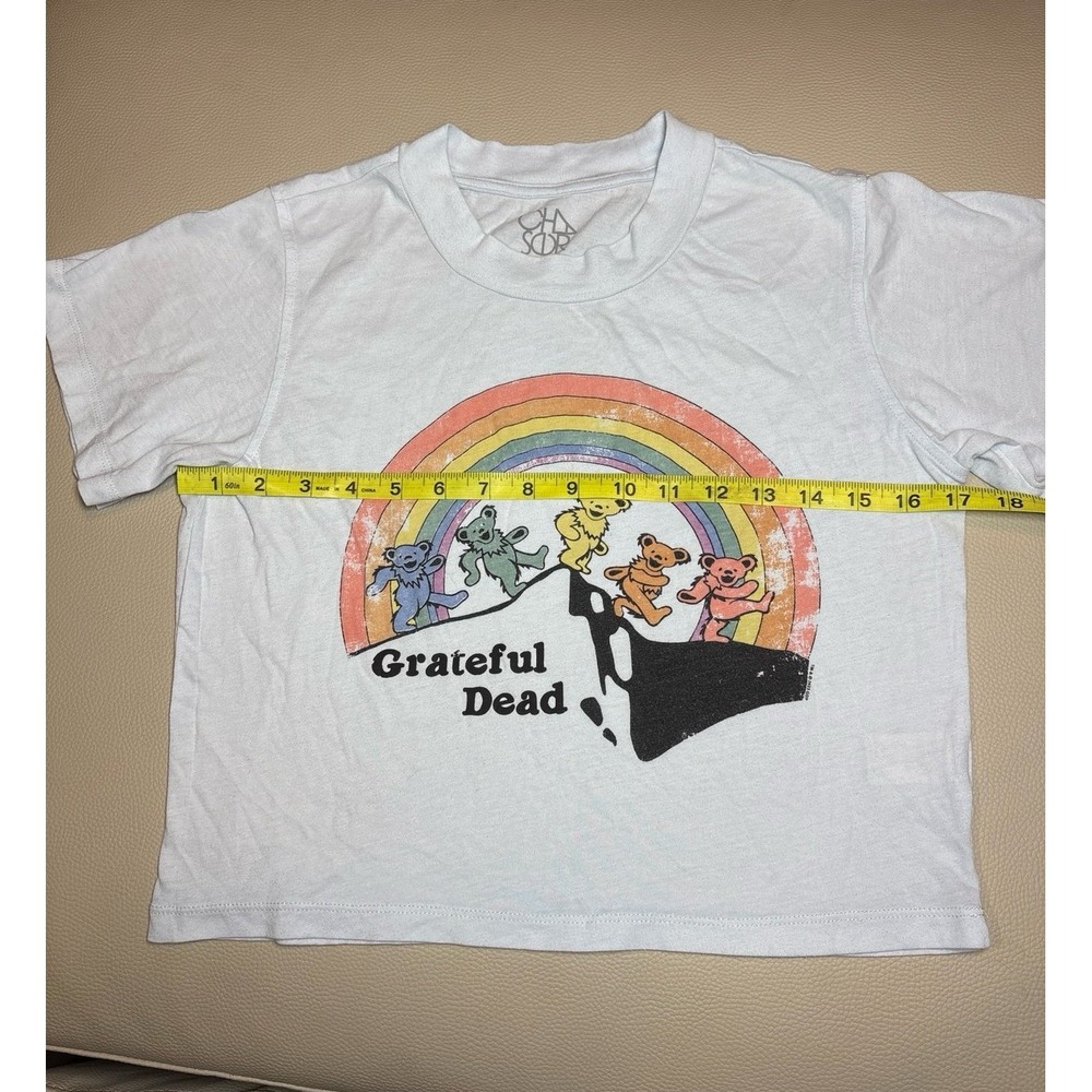 Women's MEDIUM Chasor light blue Grateful Dead Rainbow Dancing Bears crop Tshirt